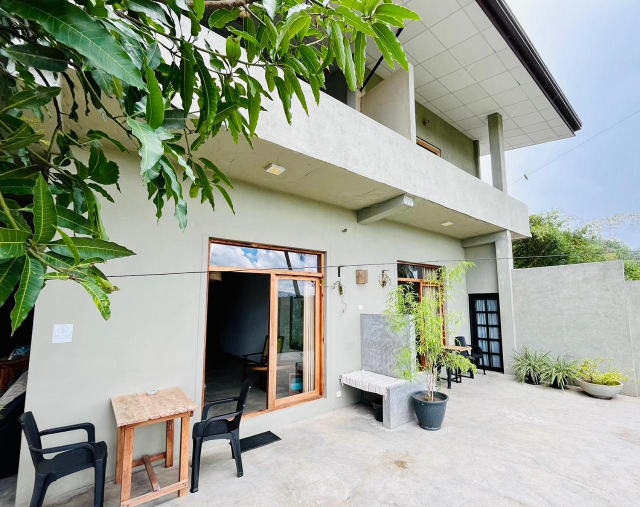 The Traveller Kandy Exterior foto