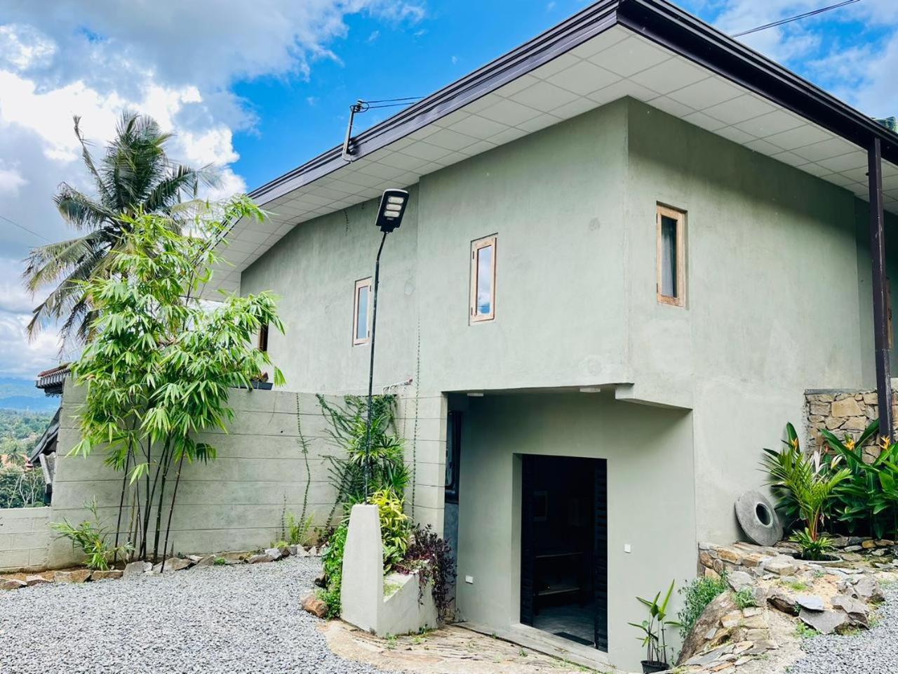 The Traveller Kandy Exterior foto